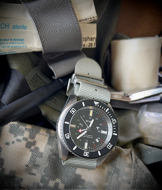 MWC "Submariner / Naval Crew Divers Watch" 500m (1,640ft) Water Resistant Dual Time Zone Military Watch in a Stainless Steel Case with GTLS and Helium Valve