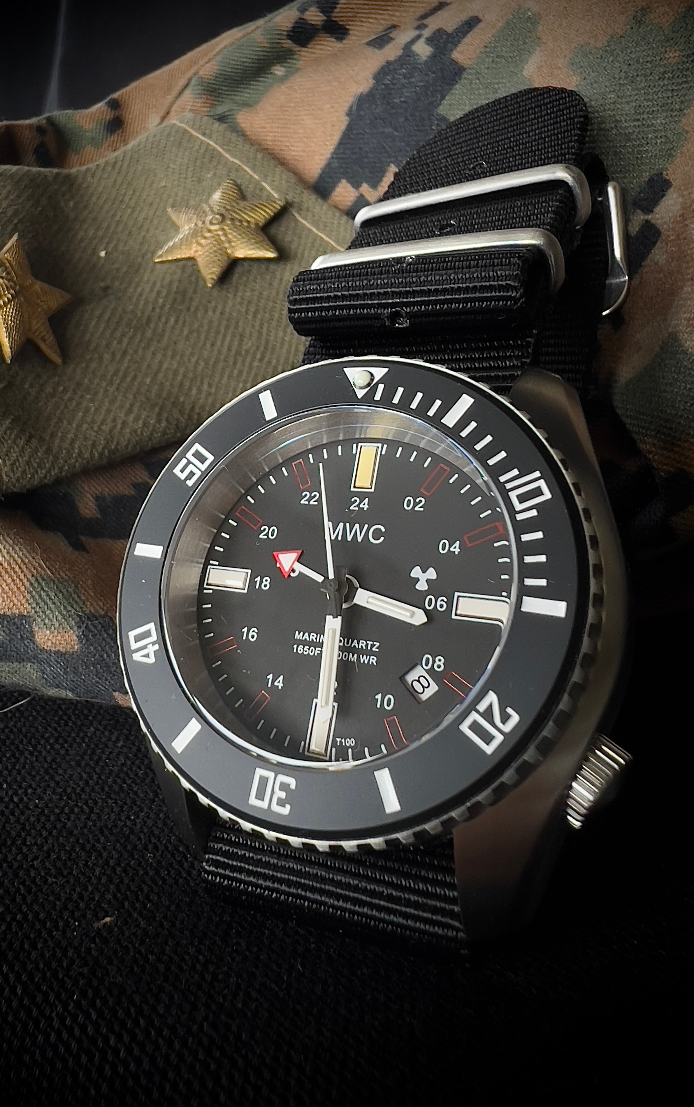 MWC "Submariner / Naval Crew Divers Watch" 500m (1,640ft) Water Resistant Dual Time Zone Military Watch in a Stainless Steel Case with GTLS and Helium Valve